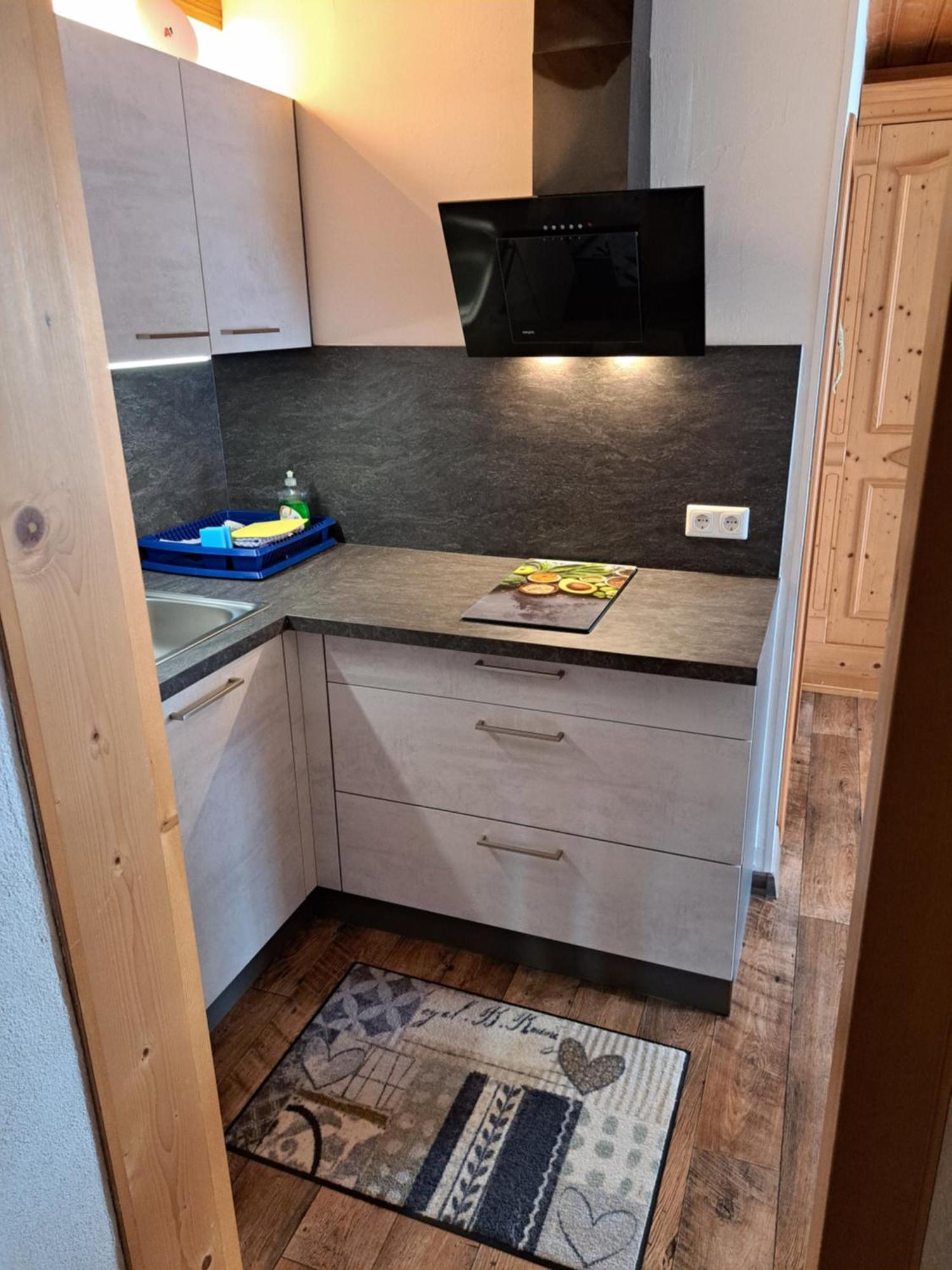 Apartmenthaus Bader ロイタシュ エクステリア 写真