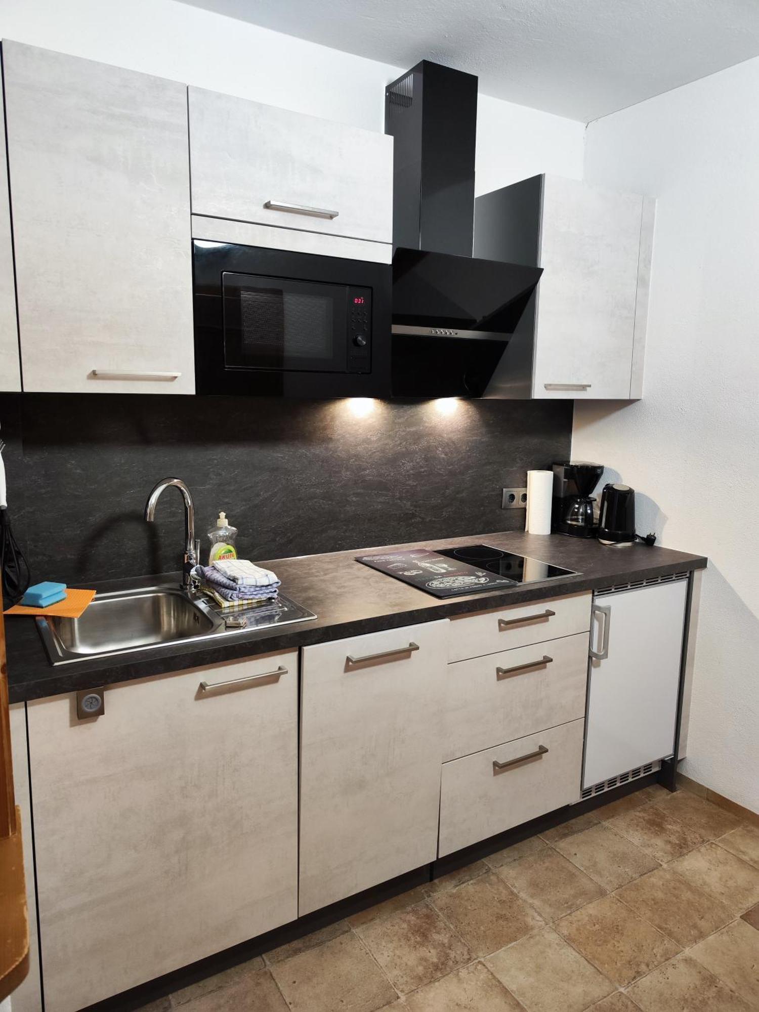 Apartmenthaus Bader ロイタシュ エクステリア 写真