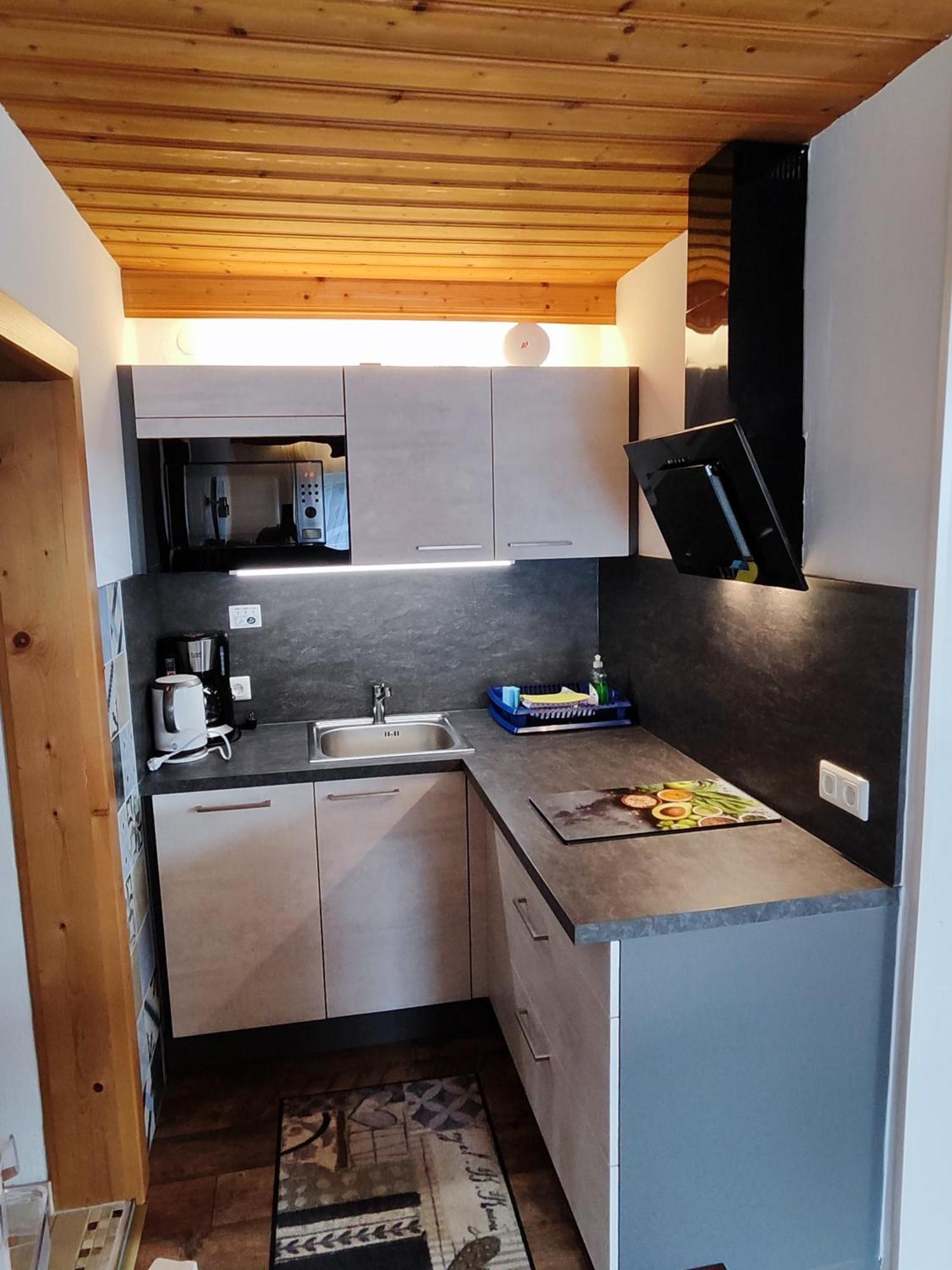 Apartmenthaus Bader ロイタシュ エクステリア 写真