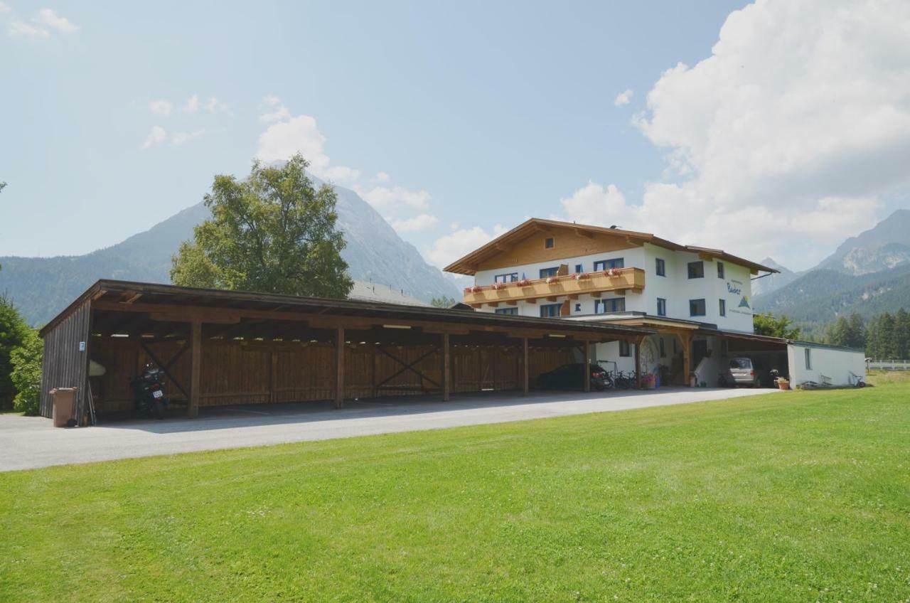 Apartmenthaus Bader ロイタシュ エクステリア 写真